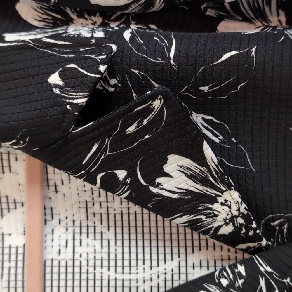 Christopher & Banks SzXL 3/4 Sleeve Black&White Floral Jacket with 1 Button EUC - Picture 3 of 12
